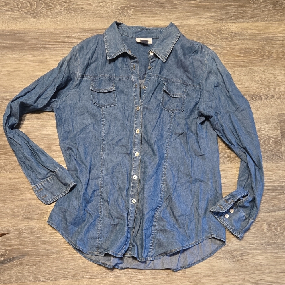 Soft Surroundings Chsmbray Button Up Shirt Sz M